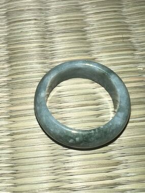 Smooth Green Jade Ring - Polished Stone Band